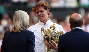 Sinner revalida el t&iacute;tulo de Wimbledon tras remontar a Zverev