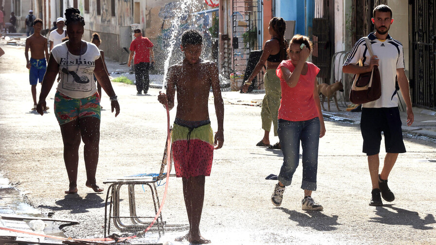 Crisis demográfica: Cuba cierra 2025 con 68,051 nacimientos y 9.4 millones de habitantes Crisis demográfica: Cuba cierra 2025 con 68,051 nacimientos y 9.4 millones de habitantes