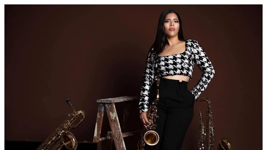 De Ocoa para el mundo: Nayade Macea llevar&aacute; el fraseo &uacute;nico del saxof&oacute;n dominicano a Colombia