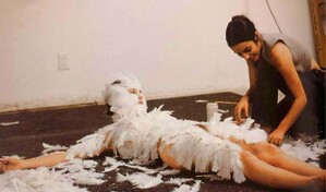 El Tate Modern londinense dedica amplia retrospectiva a Ana Mendieta
