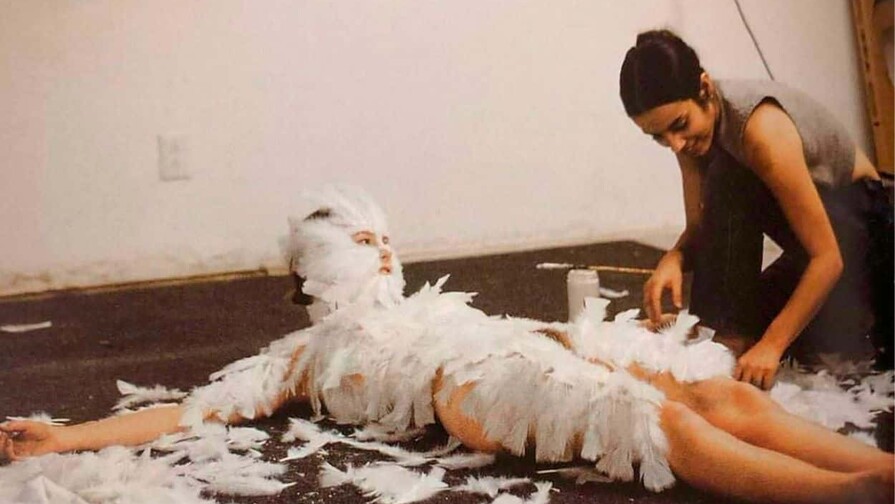 El Tate Modern londinense dedica amplia retrospectiva a Ana Mendieta El Tate Modern londinense dedica amplia retrospectiva a Ana Mendieta