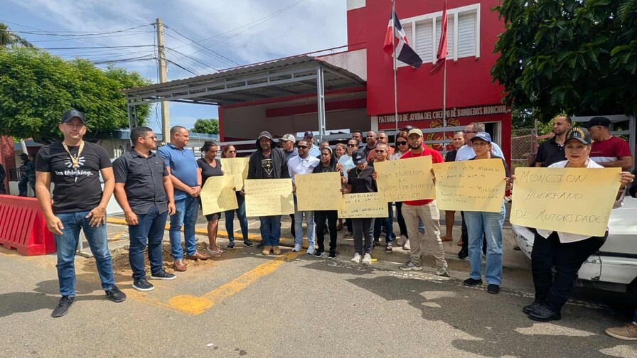 Comunitarios de Monci&oacute;n reclaman una ambulancia para atender emergencias