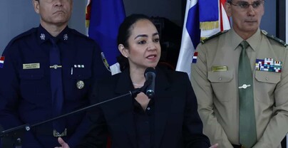 Faride descarta renunciar de Interior y Polic&iacute;a, como piden algunos