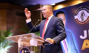 Jhonny Aristy anuncia candidatura a la presidencia del Colegio de Abogados