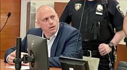 Inspector de la Polic&iacute;a de NY es acusado de intento de violaci&oacute;n y abuso sexual contra subordinada