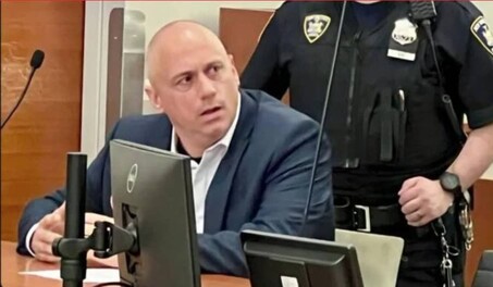 La polic&iacute;a de Nueva York despide al inspector acusado de agredir sexualmente a una subordinada