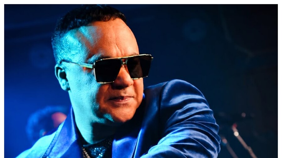 Zacarías Ferreira lleva "No Me Valió Tour USA" a más de 20 ciudades Zacarías Ferreira lleva "No Me Valió Tour USA" a más de 20 ciudades