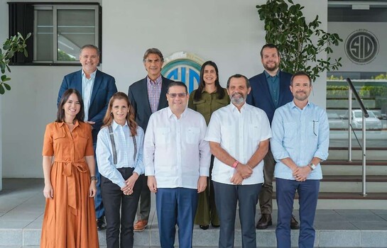Grupo SID y el MICM abordan retos para fortalecer la competitividad industrial
