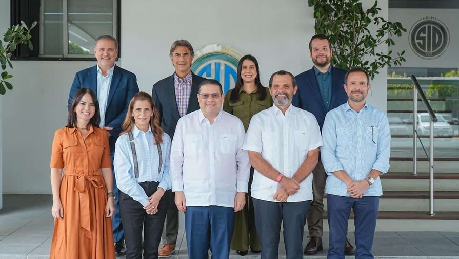 Grupo SID y el MICM abordan retos para fortalecer la competitividad industrial Grupo SID y el MICM abordan retos para fortalecer la competitividad industrial