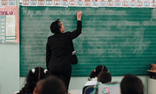&iquest;Qu&eacute; hacer luego de la evaluaci&oacute;n del desempe&ntilde;o docente?