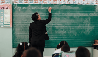 &iquest;Qu&eacute; hacer luego de la evaluaci&oacute;n del desempe&ntilde;o docente?