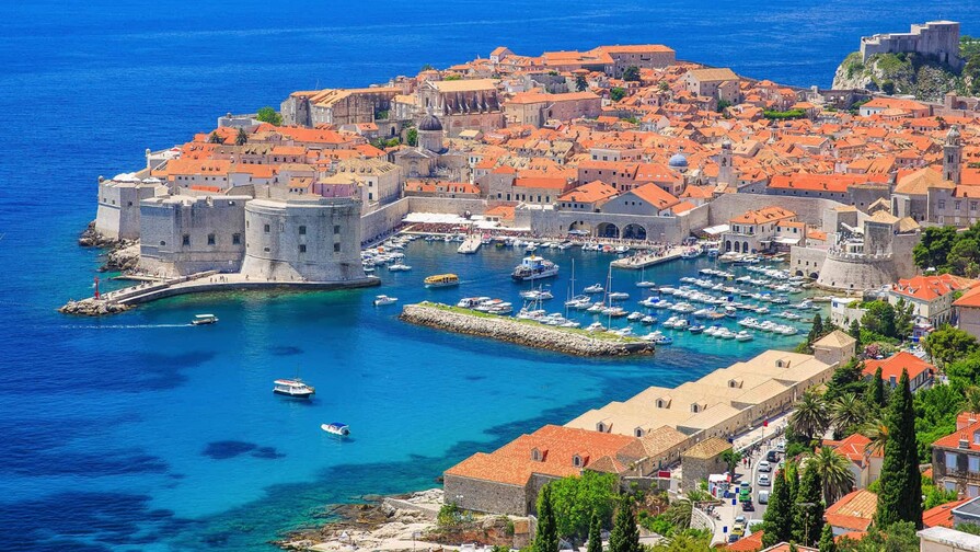 Ciudad de Croacia restringe la venta de alcohol para frenar a los turistas borrachos Ciudad de Croacia restringe la venta de alcohol para frenar a los turistas borrachos