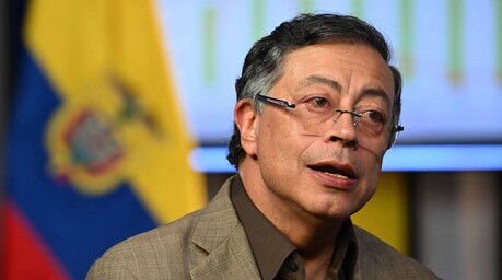 El Senado colombiano autoriza al expresidente Petro a salir del pa&iacute;s por un a&ntilde;o