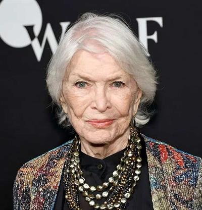 La actriz estadounidense Ellen Burstyn, Le&oacute;n de Oro a la carrera en el Festival de Venecia