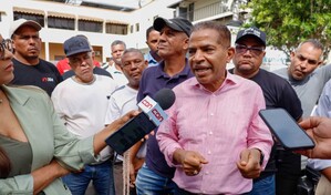 Choferes de Santiago desaf&iacute;an al Intrant y mantienen aumento en el precio del pasaje