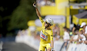 Tadej Pogacar conquista su tercera etapa del Tour de Francia y es m&aacute;s l&iacute;der que nunca