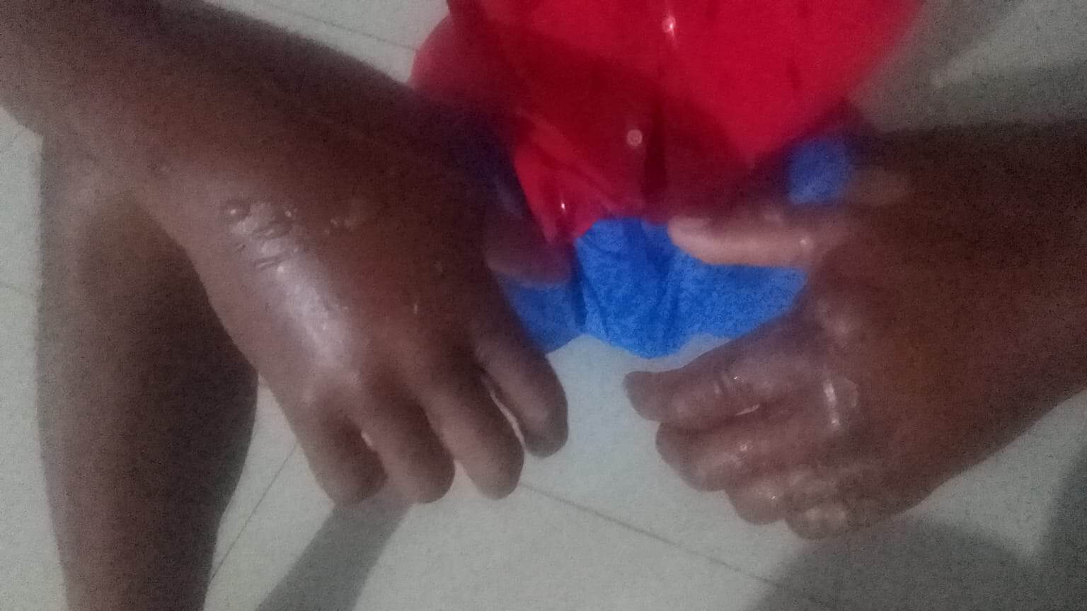 Hombre habría sido golpeado, privado de alimentos y agua y sometido a maltratos.