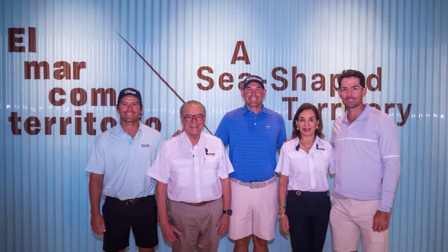 Jugadores del PGA Tour visitan el Centro Cultural Rainieri Jugadores del PGA Tour visitan el Centro Cultural Rainieri