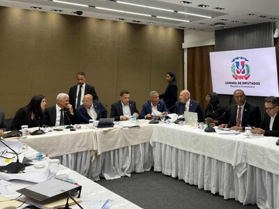 Comisión bicameral designa subcomisión para analizar Código Penal