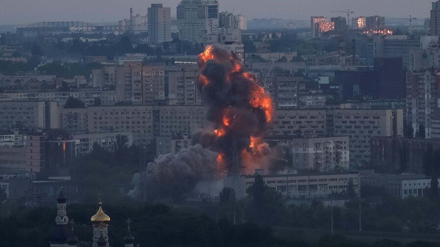 Se escuchan explosiones en Kiev durante una alerta por misiles balísticos Se escuchan explosiones en Kiev durante una alerta por misiles balísticos