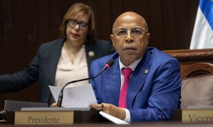 M&aacute;s de 80 propuestas se amontonan y reprograman votaci&oacute;n del C&oacute;digo Penal