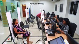 Desde el 2 de noviembre se eliminar&aacute;n las citas para renovar la c&eacute;dula en oficinas del exterior