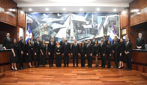 Juez reci&eacute;n graduado: "Entreguemos el coraz&oacute;n y dignifiquemos la toga"