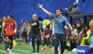 Scaloni pide no mezclar la semi entre Argentina e Inglaterra con las Malvinas