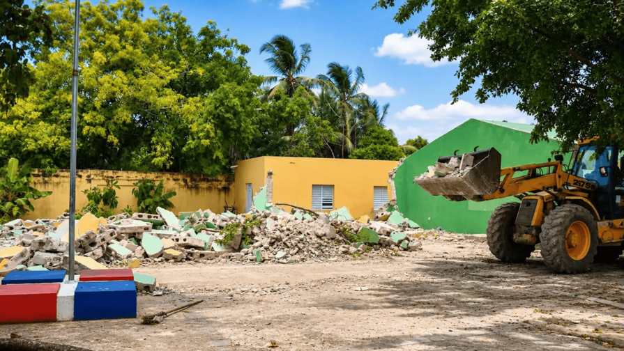 &iquest;Qui&eacute;n pagar&aacute; realmente la demolici&oacute;n y reconstrucci&oacute;n de la Escuela Gregorio Luper&oacute;n?