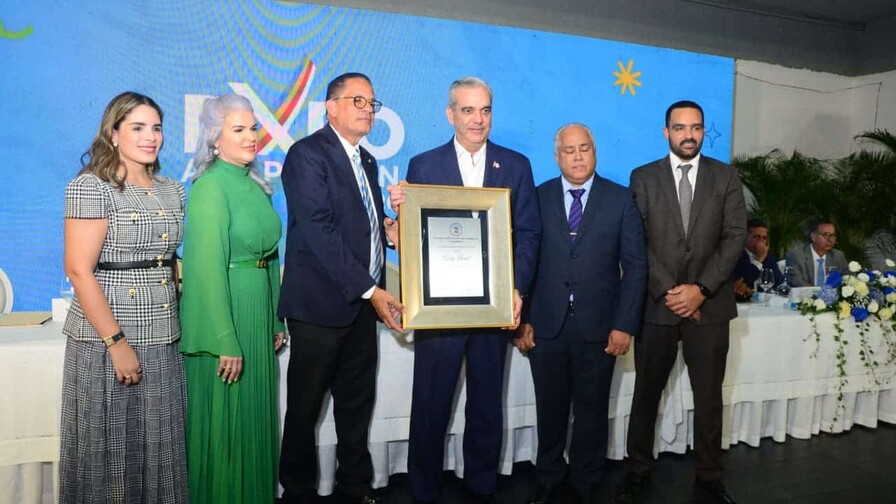 Presidente Abinader resalta retos del crecimiento económico durante apertura de la XXXV Expo Amaprosan 2026 Presidente Abinader resalta retos del crecimiento económico durante apertura de la XXXV Expo Amaprosan 2026