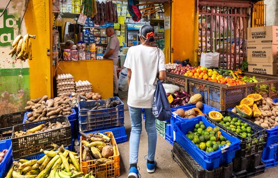 El aumento de los precios de los alimentos golpea el bolsillo de las familias dominicanas
