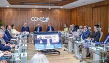 Luis Miguel De Camps propone alianza con el sector privado para fortalecer la educaci&oacute;n