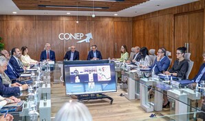 Luis Miguel De Camps propone alianza con el sector privado para fortalecer la educaci&oacute;n