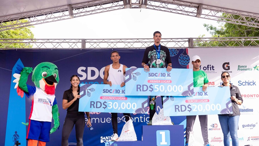 Más de 3,500 corredores convierten el Santo Domingo Corre 10K 2026 en una gran fiesta deportiva Más de 3,500 corredores convierten el Santo Domingo Corre 10K 2026 en una gran fiesta deportiva