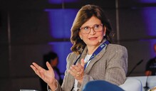 Raquel Pe&ntilde;a destaca la solidez econ&oacute;mica RD en Foro Libertas