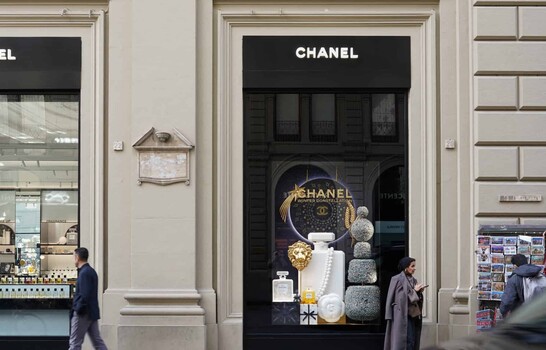 Italia investiga a Chanel, Bulgari y otras marcas de lujo por explotaci&oacute;n de trabajadores chinos