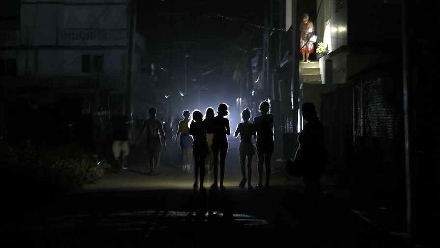 El mayor apagón de este jueves en Cuba dejará sin corriente a la vez al 70 % de la isla El mayor apagón de este jueves en Cuba dejará sin corriente a la vez al 70 % de la isla