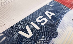 &iquest;Te pidieron residencia en Estados Unidos? As&iacute; funciona la nueva fianza que aplica a los dominicanos