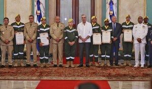 Abinader reconoce a rescatistas que participaron en terremotos en Venezuela