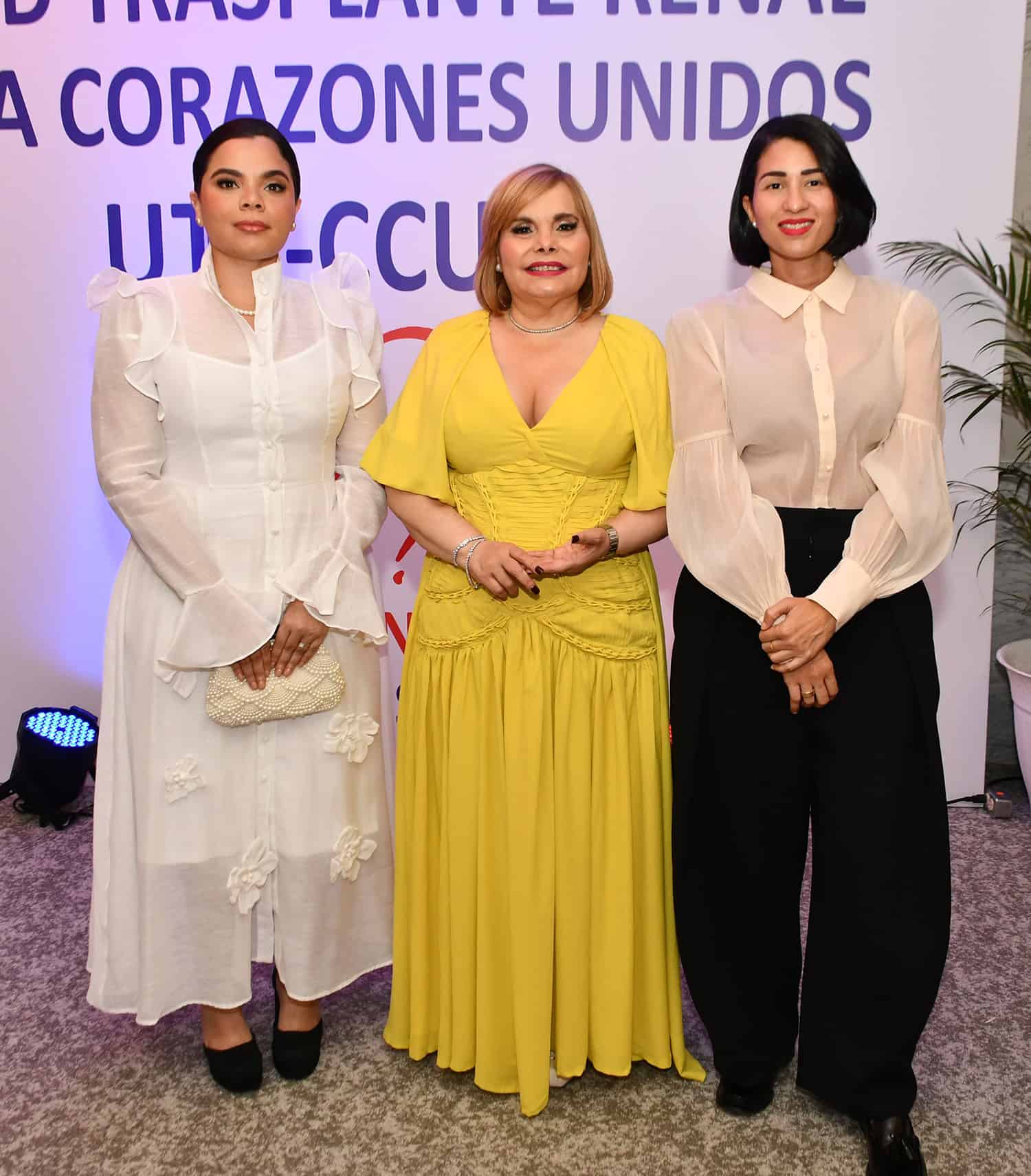 Chantal Mateo , Rommy Grullon y Diana Germosen.