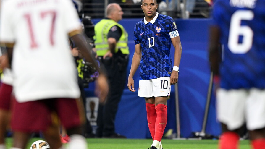 Mbappé y el insuficiente consuelo de la Bota de Oro Mbappé y el insuficiente consuelo de la Bota de Oro