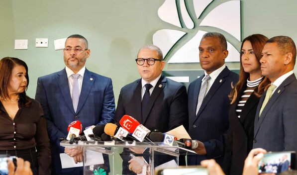 La Fuerza del Pueblo presentar&aacute; informe disidente y cuestiona la prisa del C&oacute;digo Penal