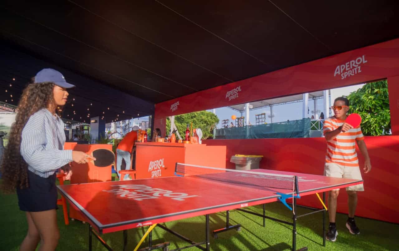 Aperol Spritz llevó la diversión al Food Fest con una mesa de ping pong.