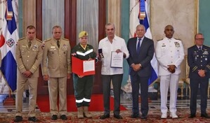 Gobierno de Venezuela otorga a RD la Orden H&eacute;roe por ayuda tras los terremotos