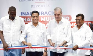 Gobierno entrega remodelado multiuso de Los Alcarrizos tras inversi&oacute;n de RD$20.8 millones