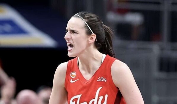 Caitlin Clark tumba a las Storm con 45 puntos, su mayor total en su carrera, para un triunfo 110-107