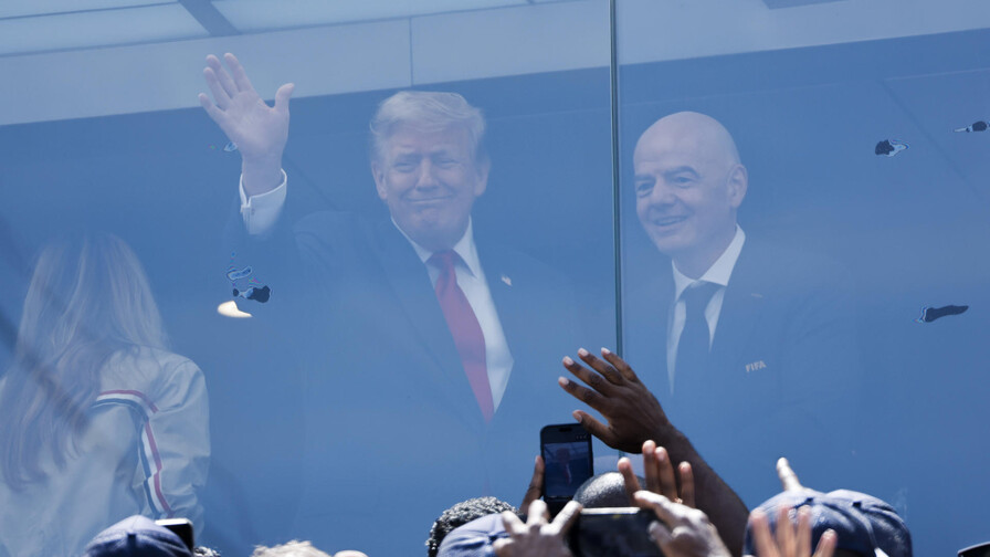 Trump llega a la final del Mundial de fútbol: Es difícil apostar contra Messi Trump llega a la final del Mundial de fútbol: Es difícil apostar contra Messi