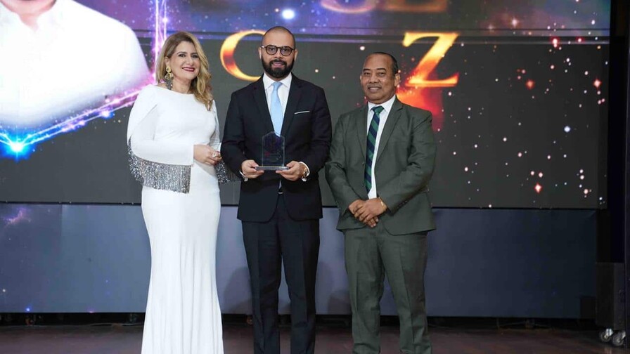 Economista recibe reconocimiento del Intec por excelencia en la docencia Economista recibe reconocimiento del Intec por excelencia en la docencia