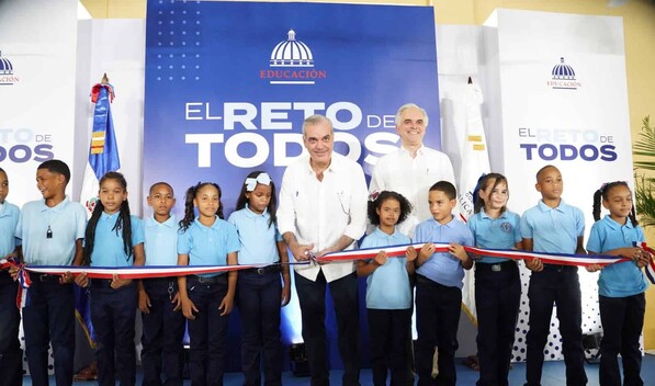 Gobierno inaugura seis centros educativos que benefician a 2,600 estudiantes