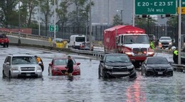 Lluvias torrenciales provocan inundaciones repentinas en Nueva York